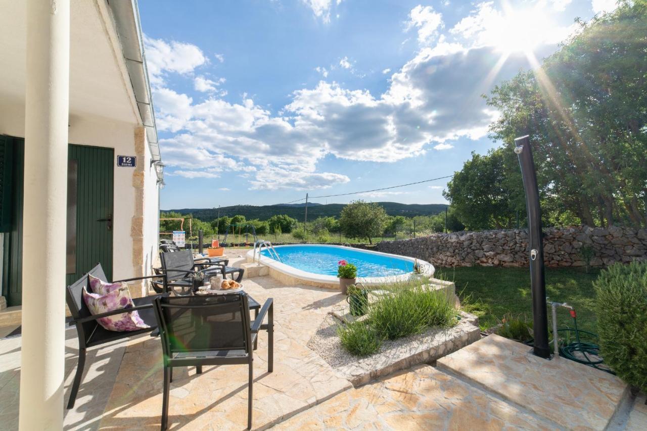 Holiday Home Sego With Private Pool Veliki Brocanac ภายนอก รูปภาพ